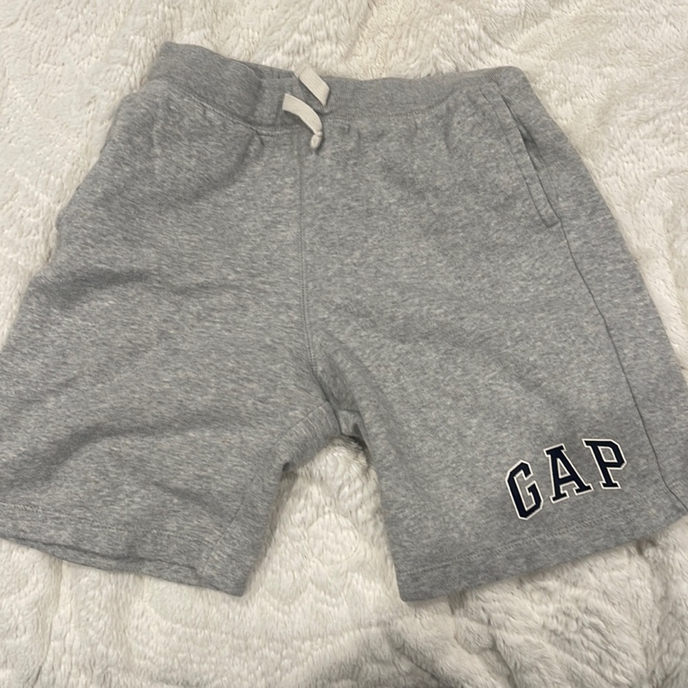 Gap shorts